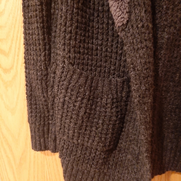 Gilligan & O’Malley  Cardigan Size Small - Picture 4 of 9